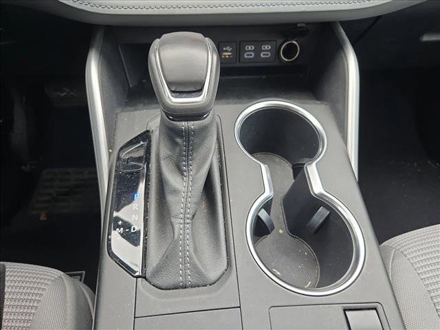 Used 2023 Toyota Highlander LE image 11