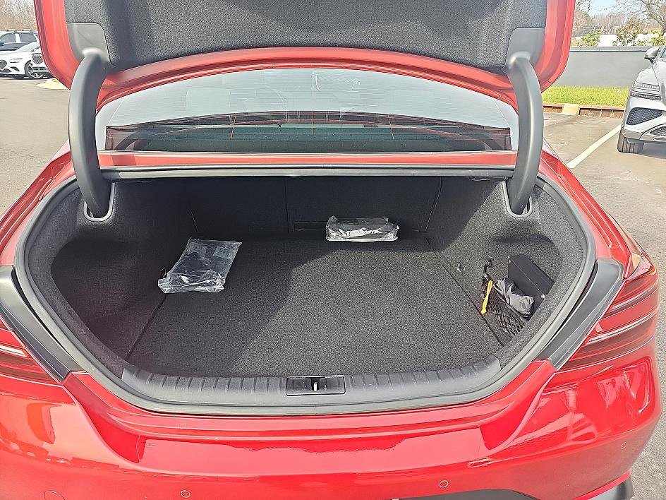 Used 2023 Genesis G70 3.3T w/ Sport Prestige Package image 37