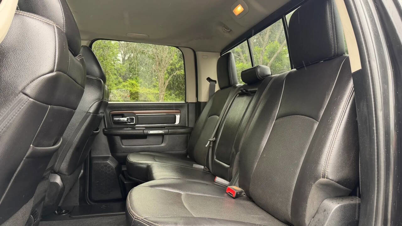 Used 2016 RAM 3500 Laramie w/ Convenience Group AWD/4WD image 20