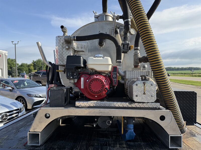 Used 2024 GMC Sierra 3500 Pro RWD image 14