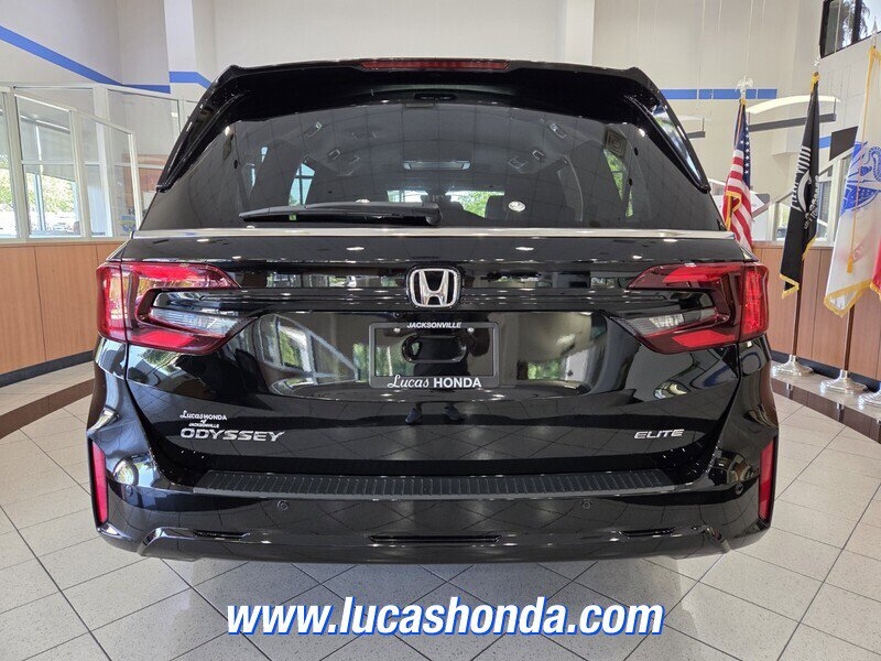 Used 2026 Honda Odyssey Elite image 5