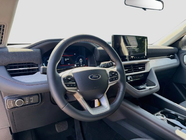 New 2026 Ford Explorer Active AWD/4WD image 7