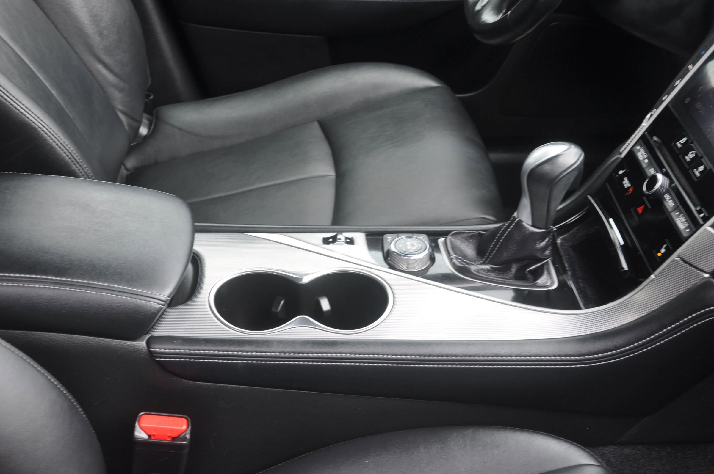 Used 2014 INFINITI Q50 Premium w/ Navigation Package image 32