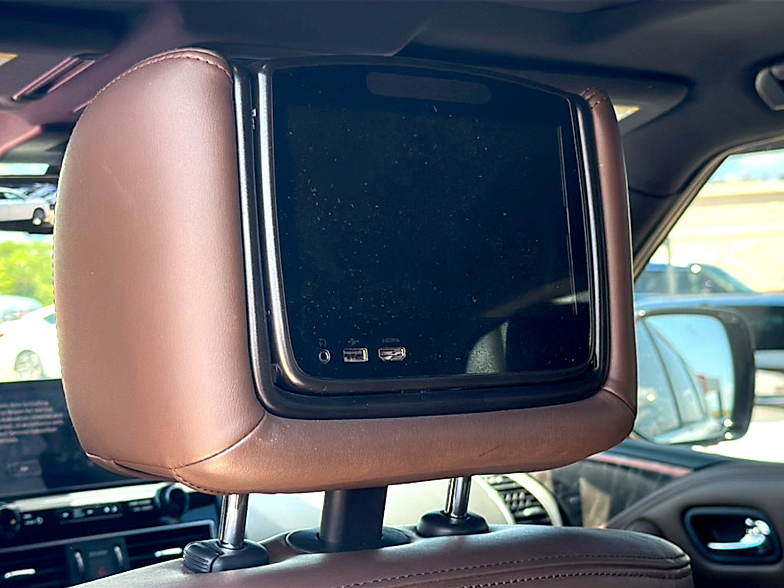 Used 2021 Nissan Armada Platinum w/ Captain's Chairs Package RWD image 19