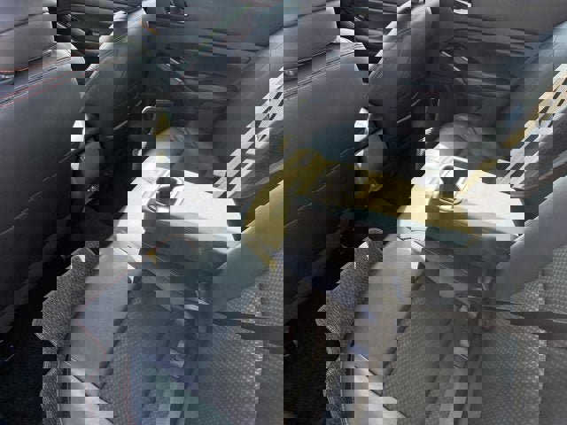 Used 2024 Nissan Altima 2.5 SR FWD image 11