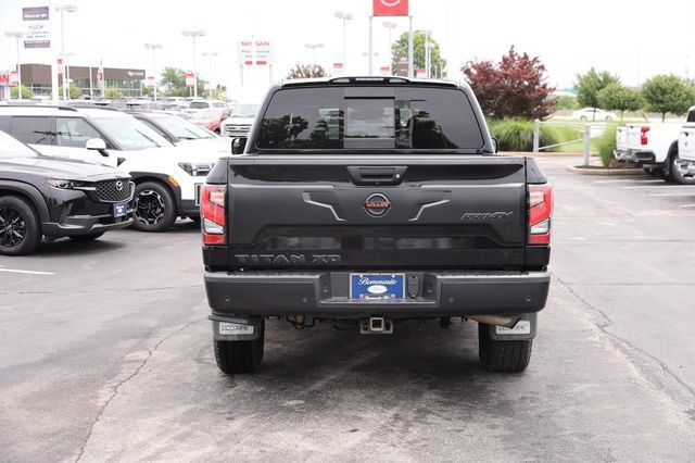 Used 2021 Nissan Titan PRO-4X w/ Pro-4x Convenience Package AWD/4WD image 6