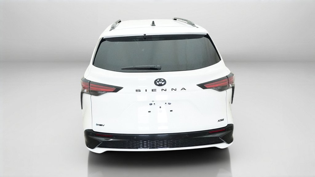 New 2026 Toyota Sienna XSE FWD image 40