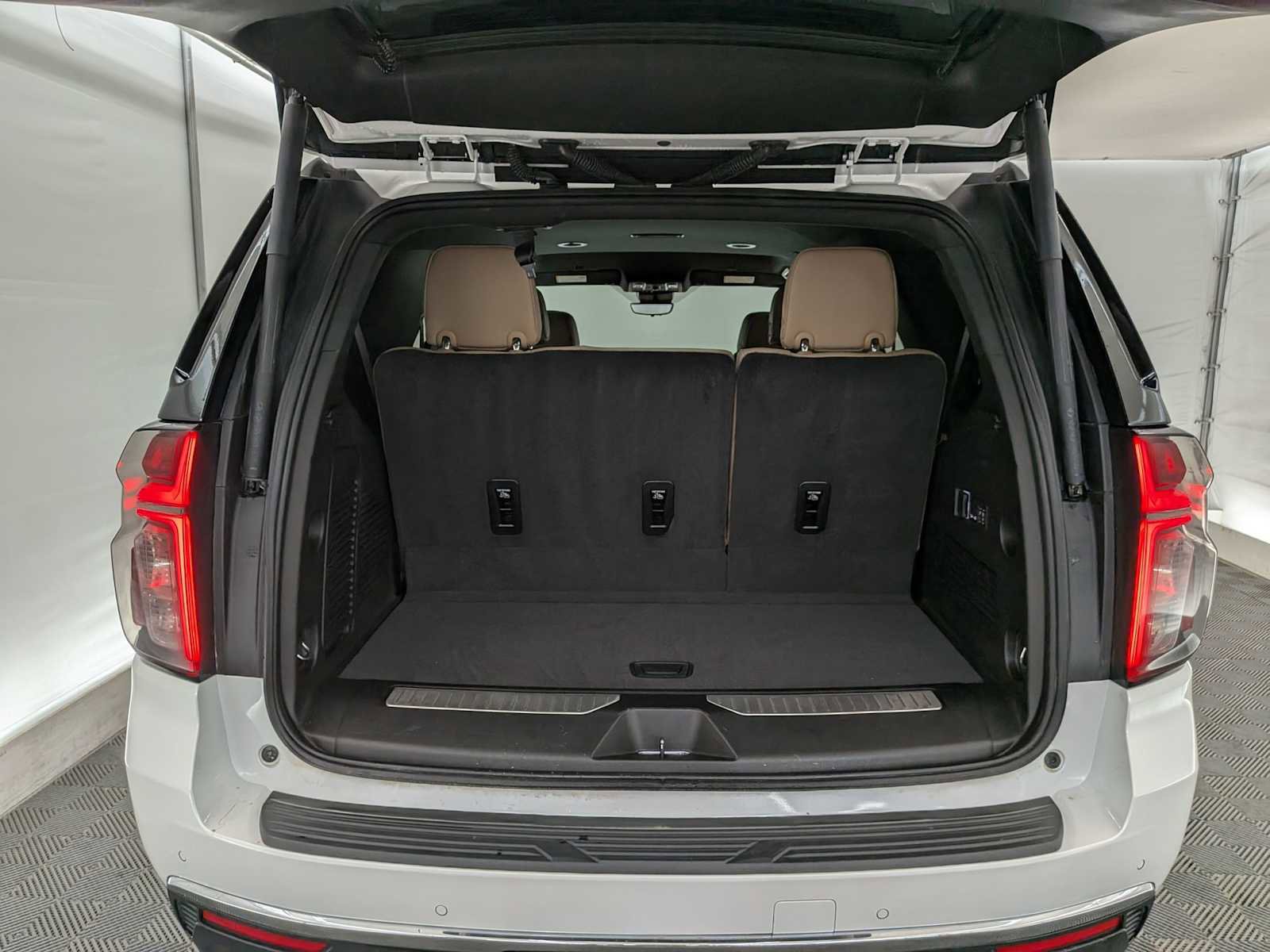 Certified 2024 Chevrolet Tahoe Premier image 32