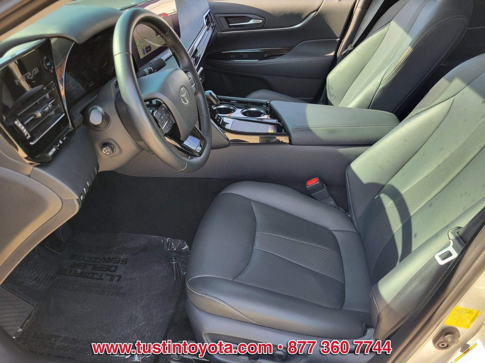 Used 2024 Toyota Mirai w/ Advanced Technology Package RWD image 9