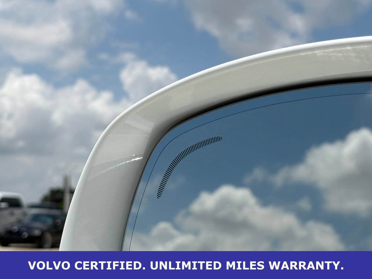 Certified 2024 Volvo XC90 T8 Ultimate w/ Lounge Package AWD/4WD image 12