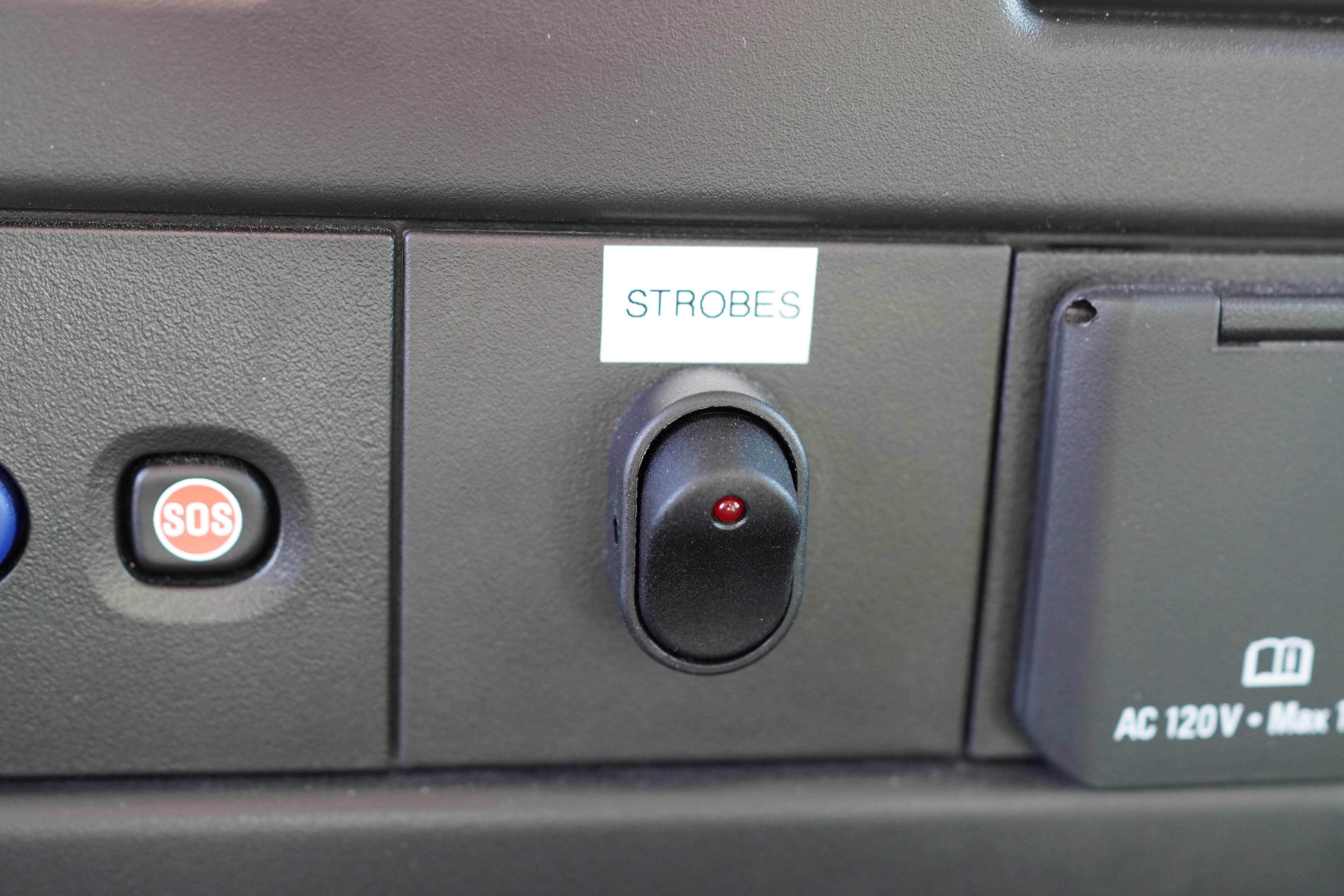 New 2025 GMC Savana 3500 w/ Power Convenience Package image 29