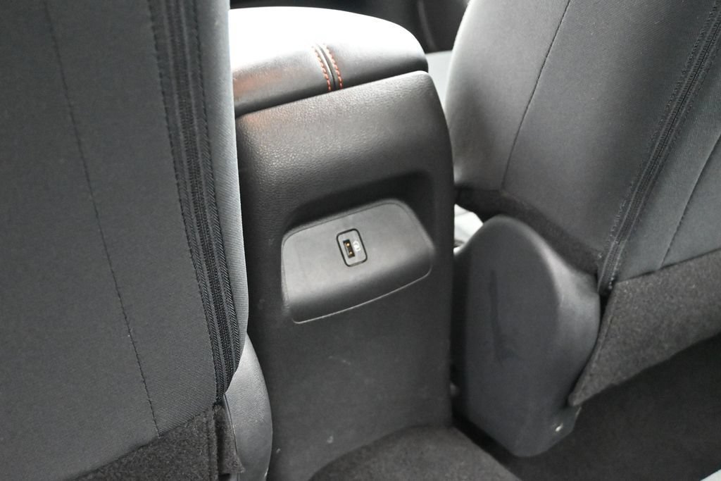 Used 2025 Nissan Sentra SR FWD image 16