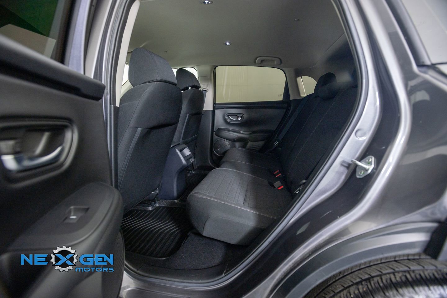 Used 2024 Honda HR-V LX image 28