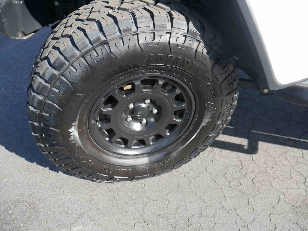 Used 2020 Jeep Gladiator Rubicon image 12
