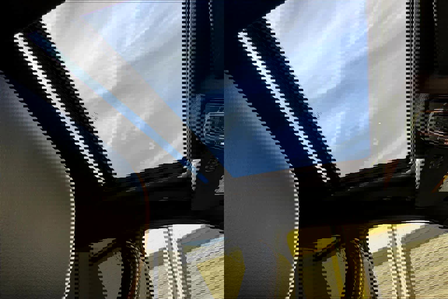 Used 2025 RAM 1500 Laramie w/ Laramie Southwest Edition AWD/4WD image 13