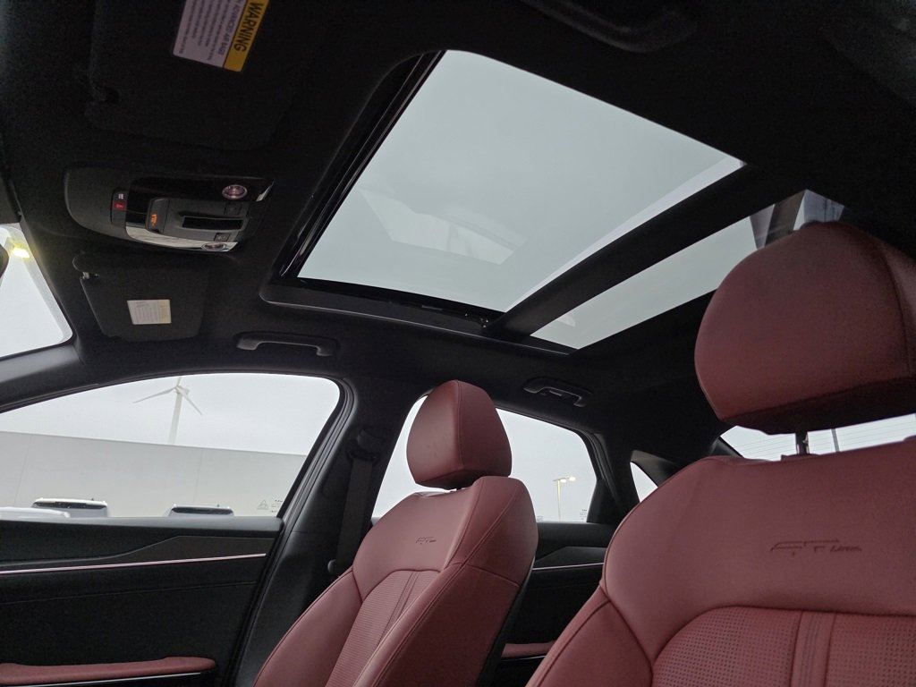 Used 2025 Kia K5 GT-Line w/ GT-Line Premium Package image 21