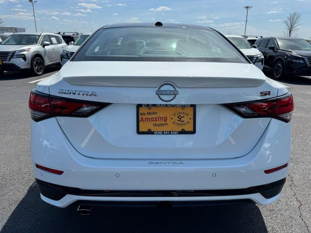Used 2025 Nissan Sentra SR image 4