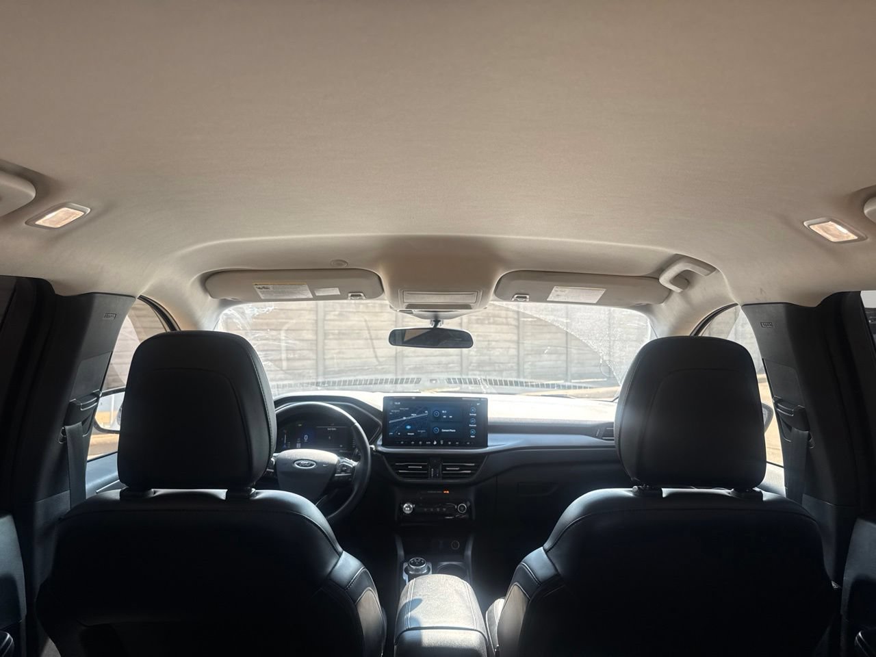 Used 2023 Ford Escape SE FWD image 32