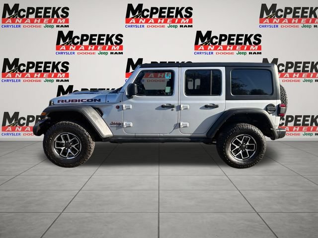 Used 2024 Jeep Wrangler Unlimited Rubicon AWD/4WD image 2