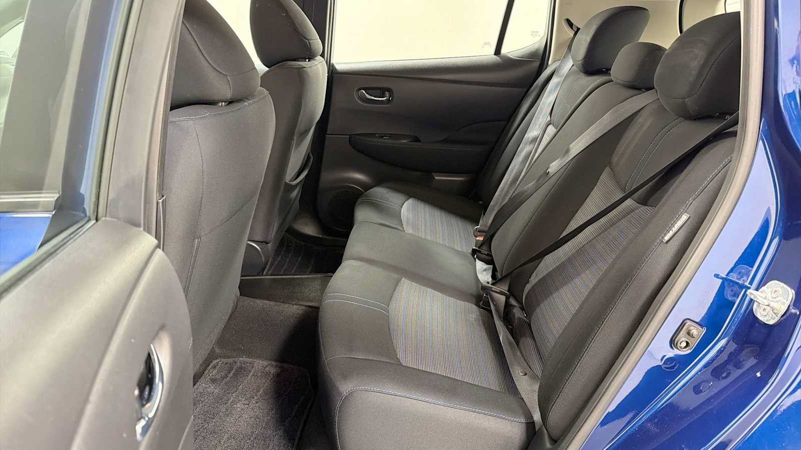 Used 2022 Nissan Leaf S FWD image 23