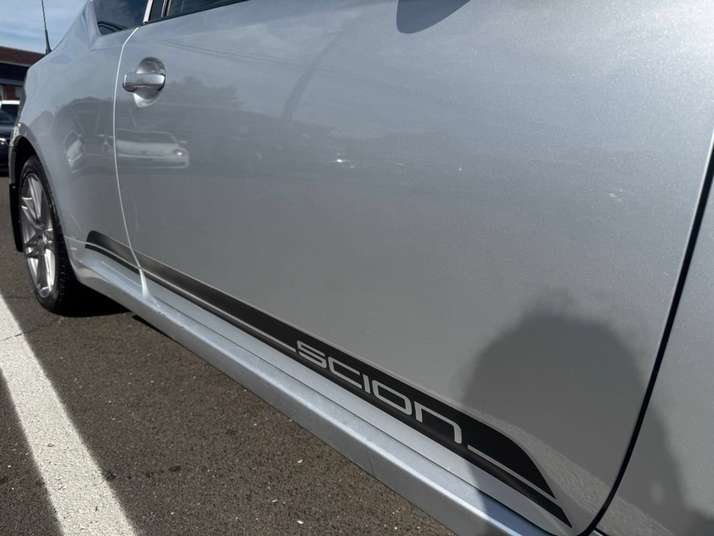 Used 2013 Scion tC FWD image 17