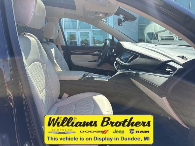 Used 2023 Buick Enclave Avenir w/ Avenir Technology Package image 13