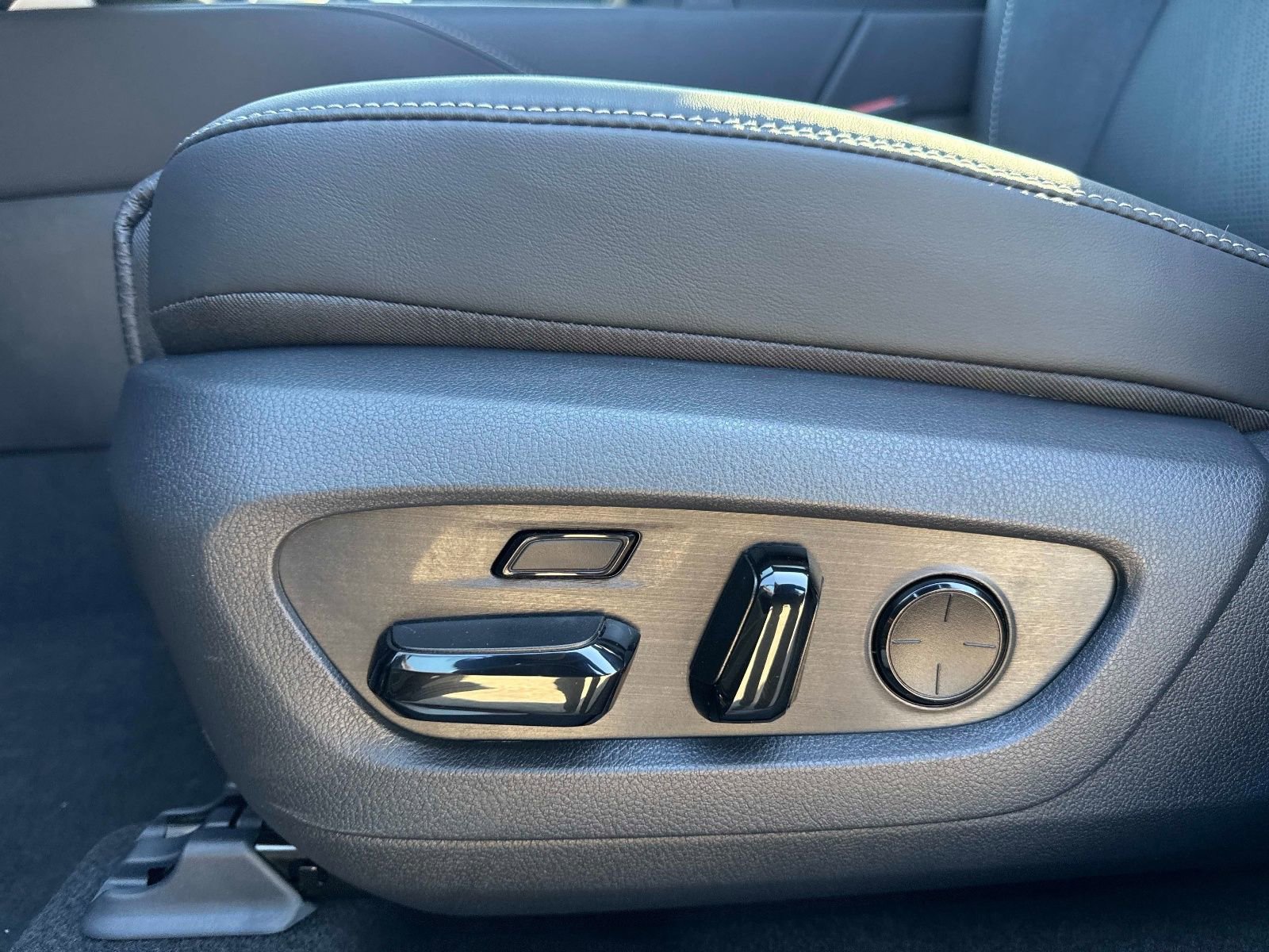 New 2026 Lexus RX 350 FWD image 19