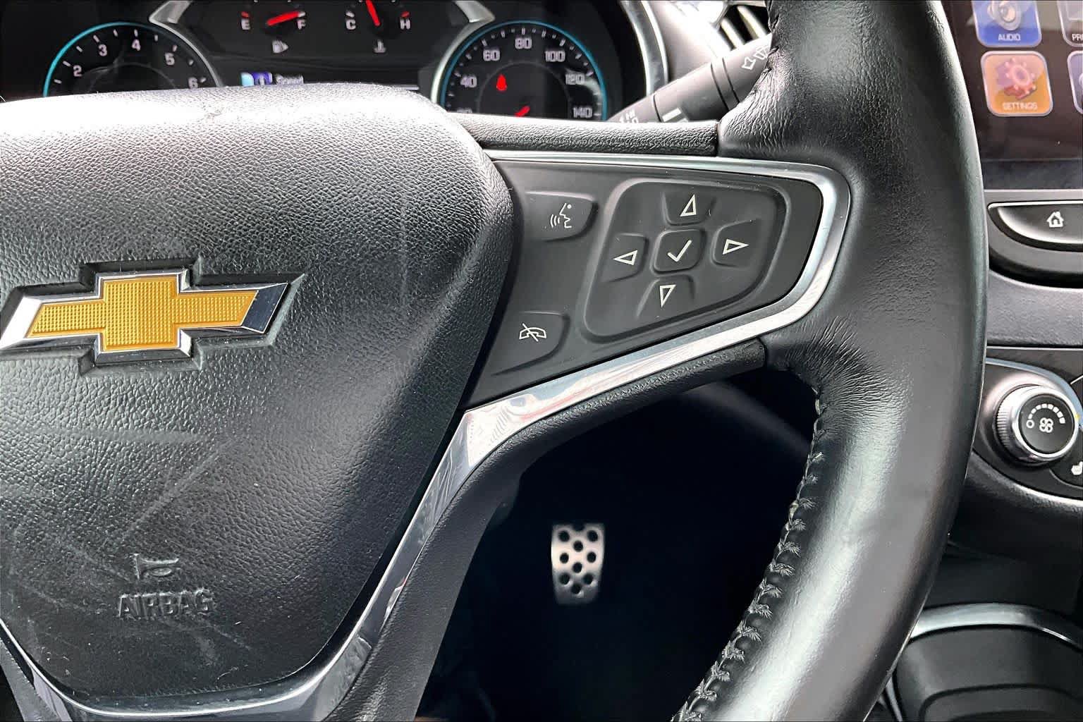 Used 2017 Chevrolet Malibu LT w/ Leather Package FWD image 25