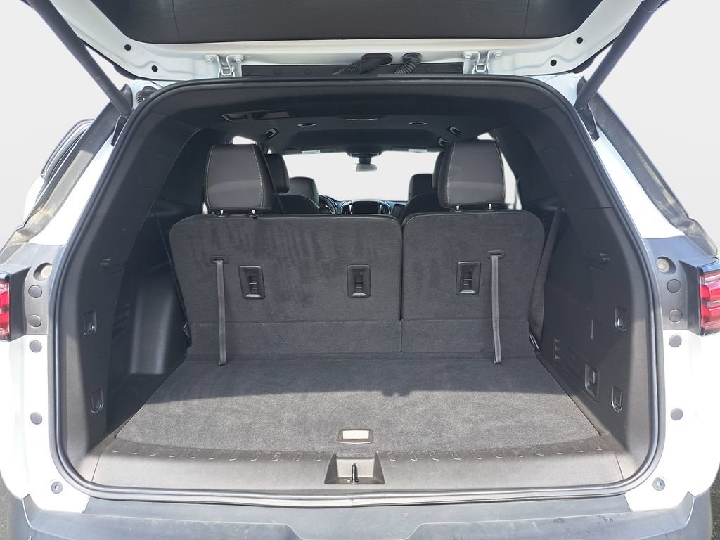 Used 2023 Chevrolet Traverse LT AWD/4WD image 14