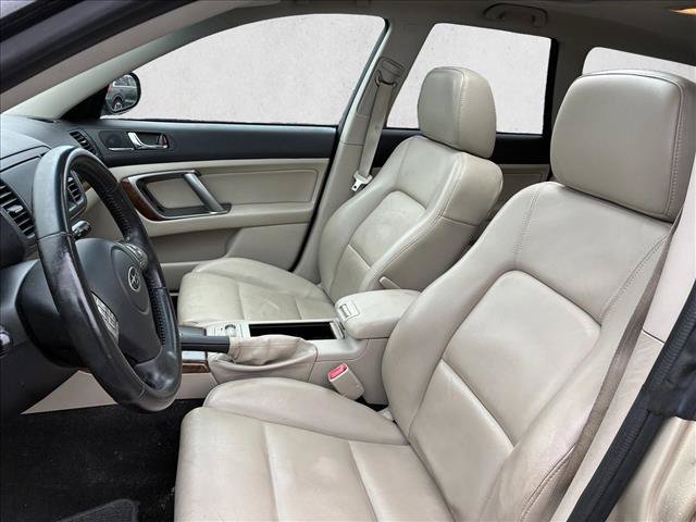Used 2009 Subaru Outback 2.5i Limited AWD/4WD image 12