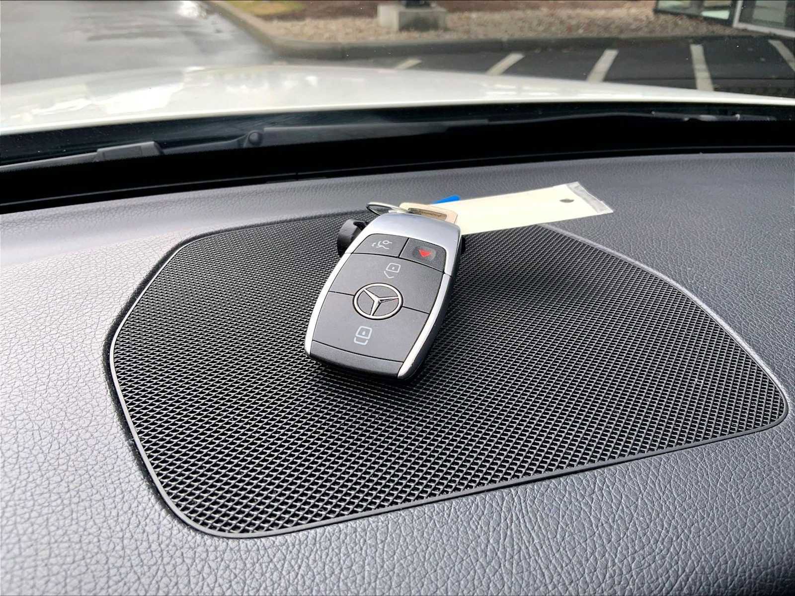 Used 2019 Mercedes-Benz C 300 4MATIC Sedan image 21