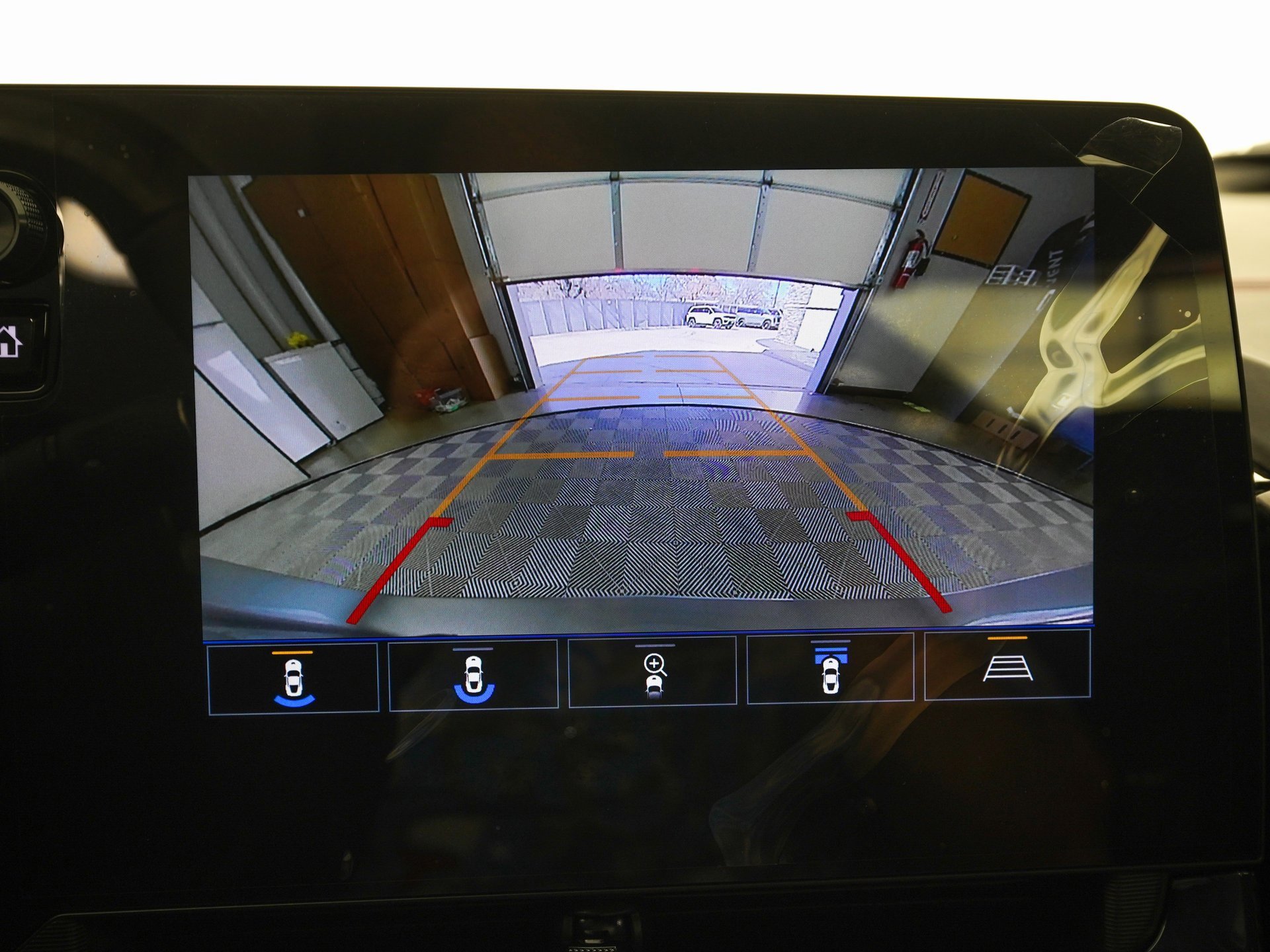 Used 2023 Chevrolet Corvette Z06 w/ Z07 Performance Package image 23