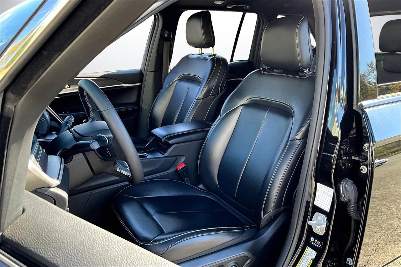 Certified 2024 Jeep Grand Cherokee Limited image 20