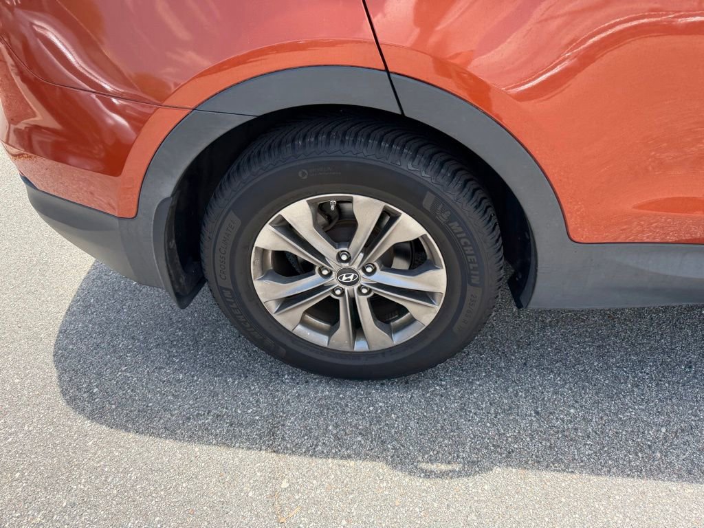 Used 2013 Hyundai Santa Fe Sport FWD image 5