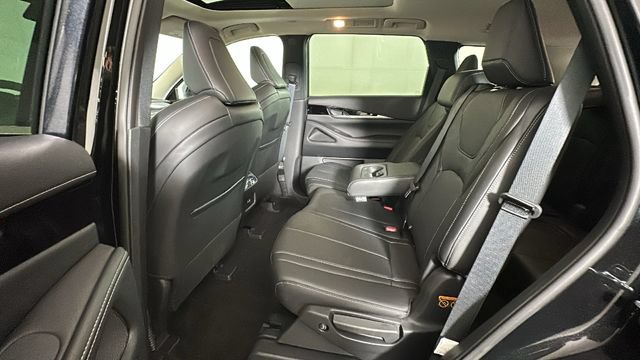 Used 2025 INFINITI QX60 Pure AWD/4WD image 27