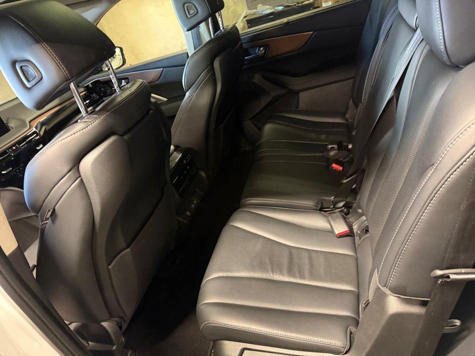 Used 2022 Acura MDX w/ Technology Package AWD/4WD image 34