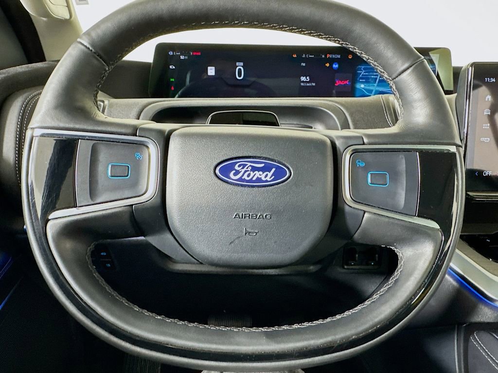 Used 2025 Ford Expedition Platinum AWD/4WD image 43