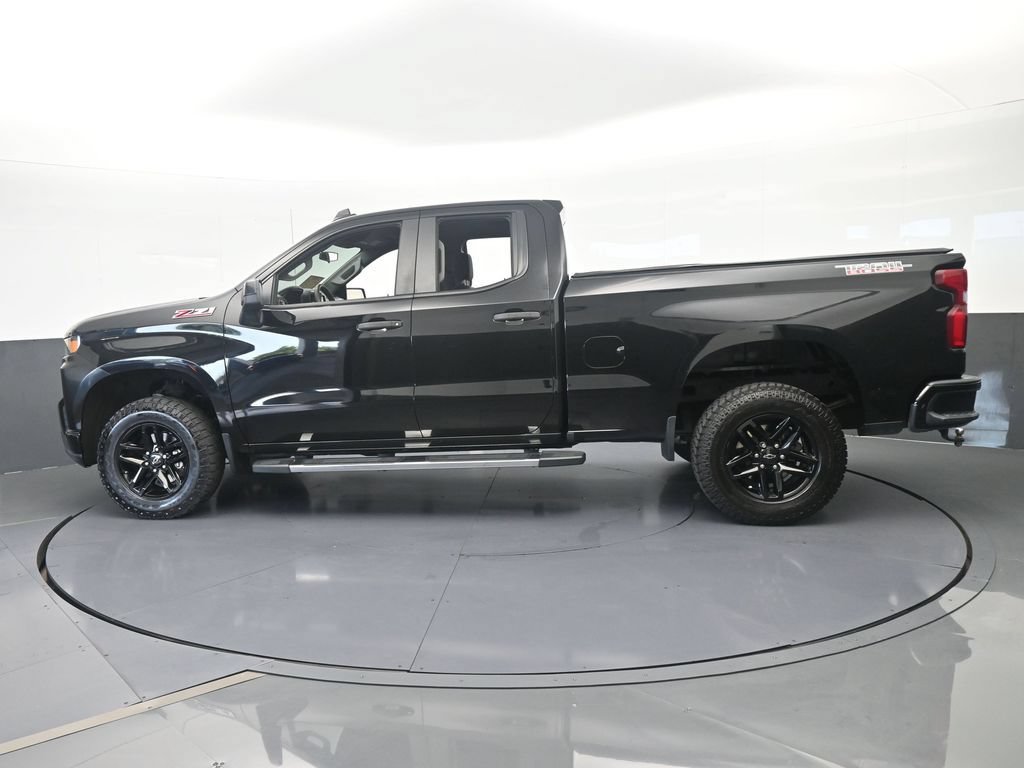 Used 2020 Chevrolet Silverado 1500 Custom Trail Boss w/ Custom Convenience Package AWD/4WD image 3