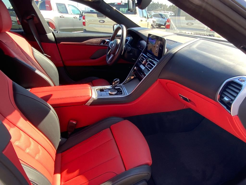 Used 2025 BMW 840i w/ M Sport Professional Package image 23