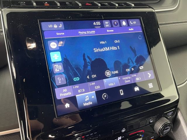 New 2025 Jeep Grand Cherokee Altitude AWD/4WD image 5