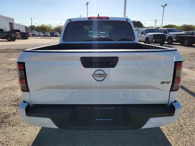 Used 2023 Nissan Frontier SV image 16