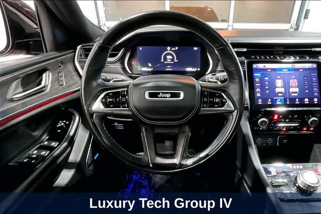 Used 2021 Jeep Grand Cherokee L Overland w/ Advanced Protech Group III AWD/4WD image 11