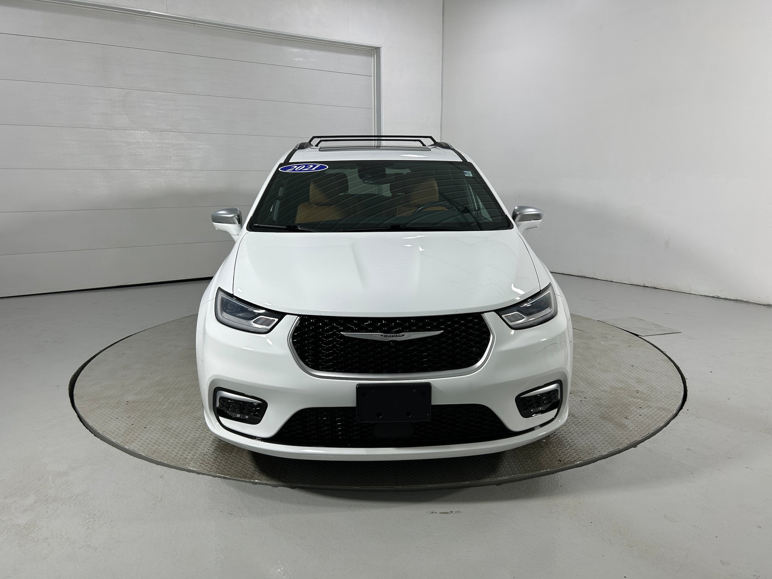 Used 2021 Chrysler Pacifica Pinnacle AWD/4WD image 17