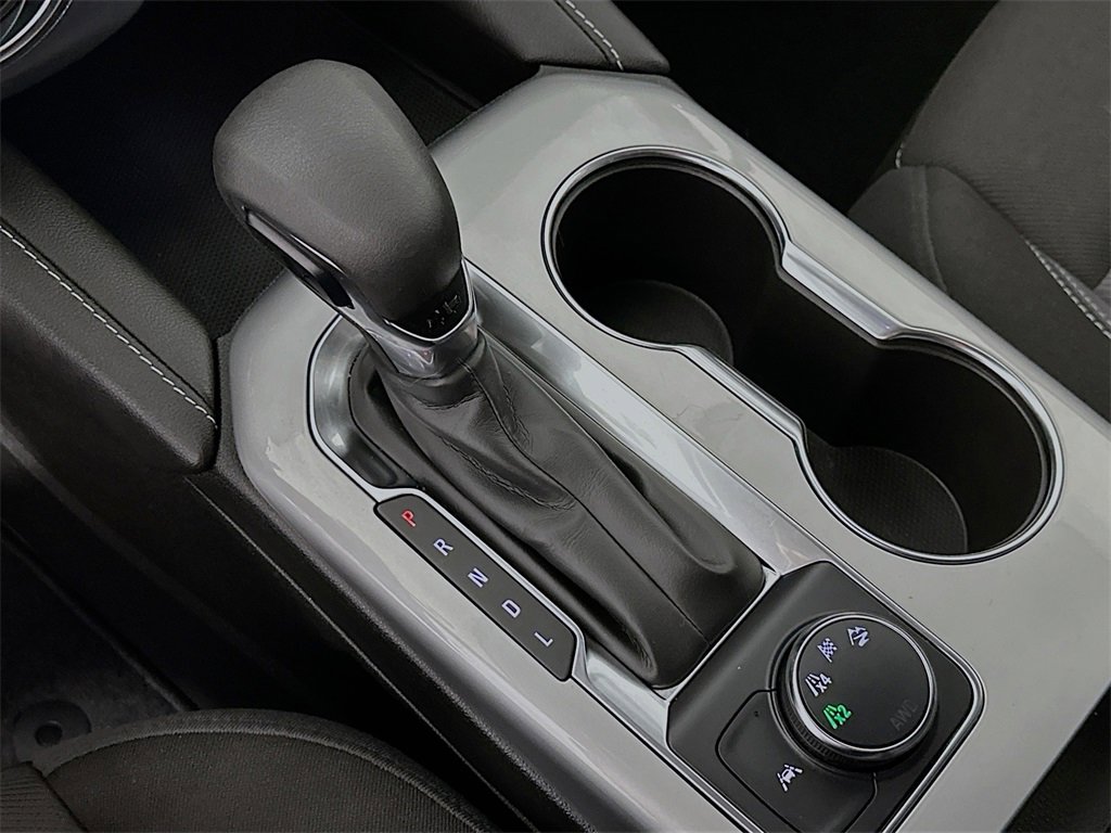 Used 2025 Chevrolet Blazer LT image 17