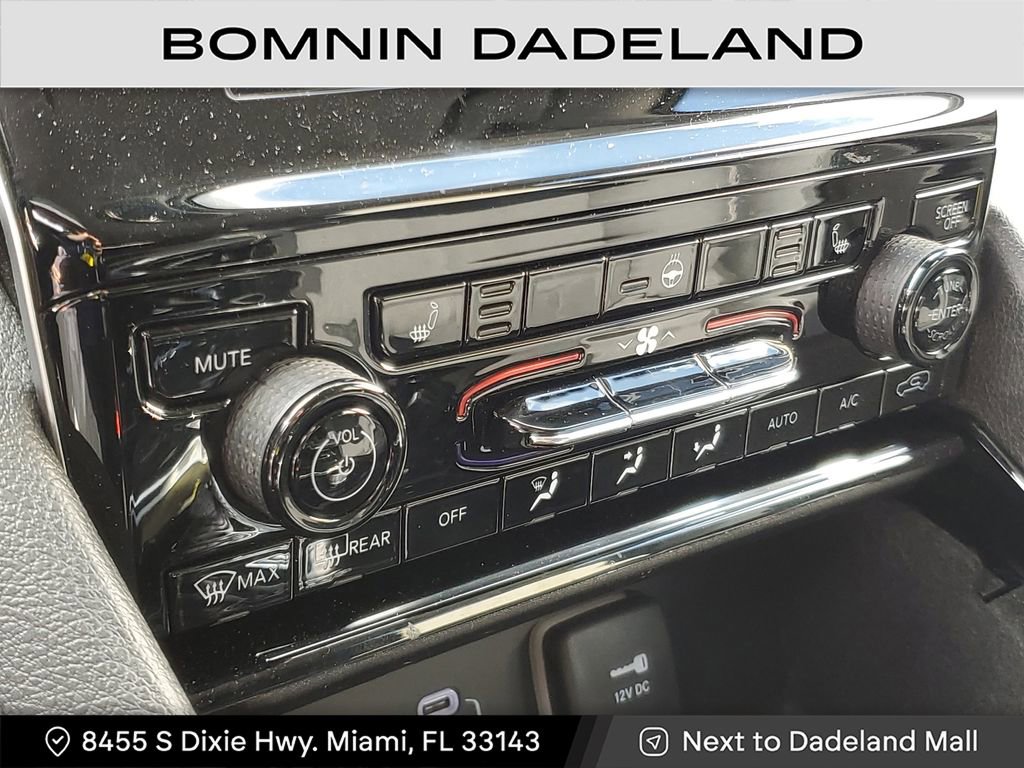 Used 2022 Jeep Grand Cherokee L Laredo w/ Luxury Tech Group I image 24