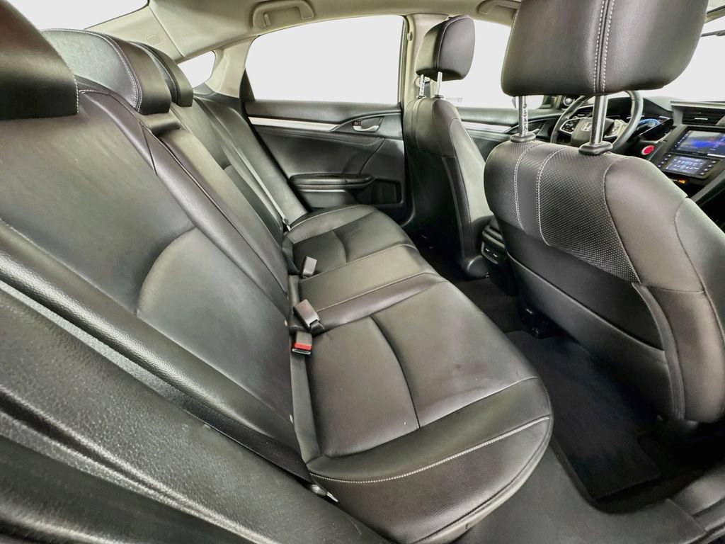 Used 2018 Honda Civic Touring image 33