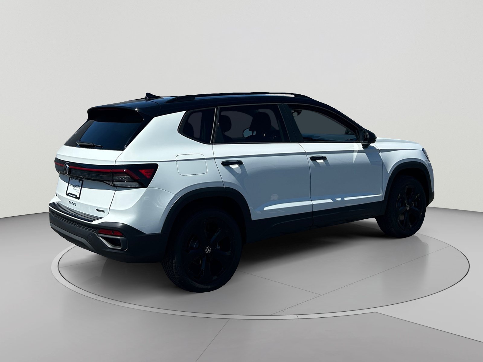 New 2026 Volkswagen Taos SE AWD/4WD image 5
