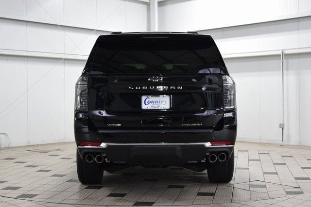 New 2026 Chevrolet Suburban Premier image 7