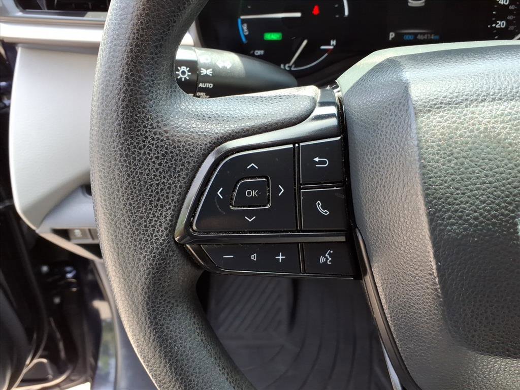 Used 2024 Toyota Sienna LE FWD image 23