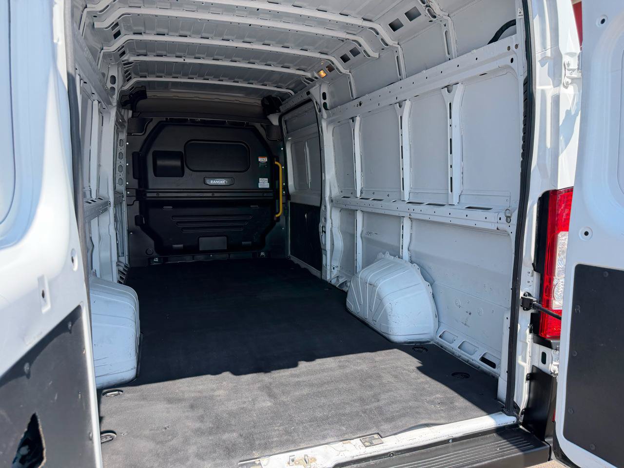 Used 2023 RAM ProMaster 3500 FWD image 29